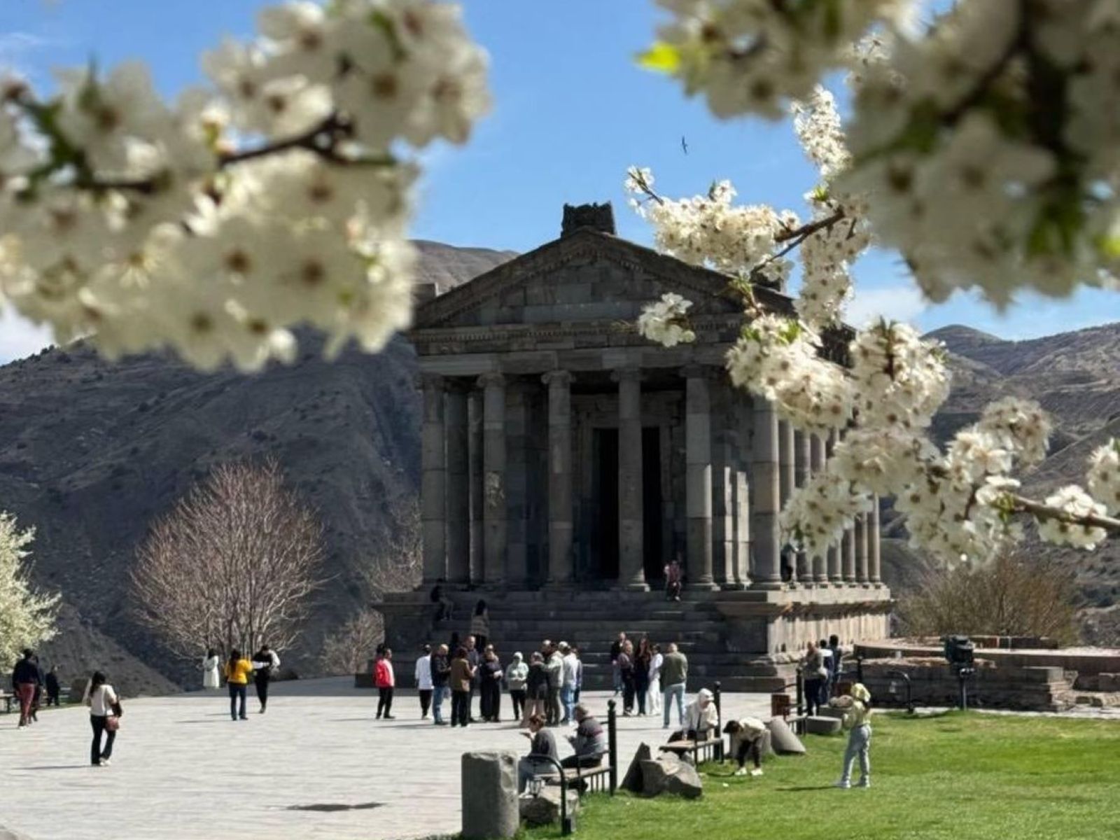 Языческий храм бога солнца 