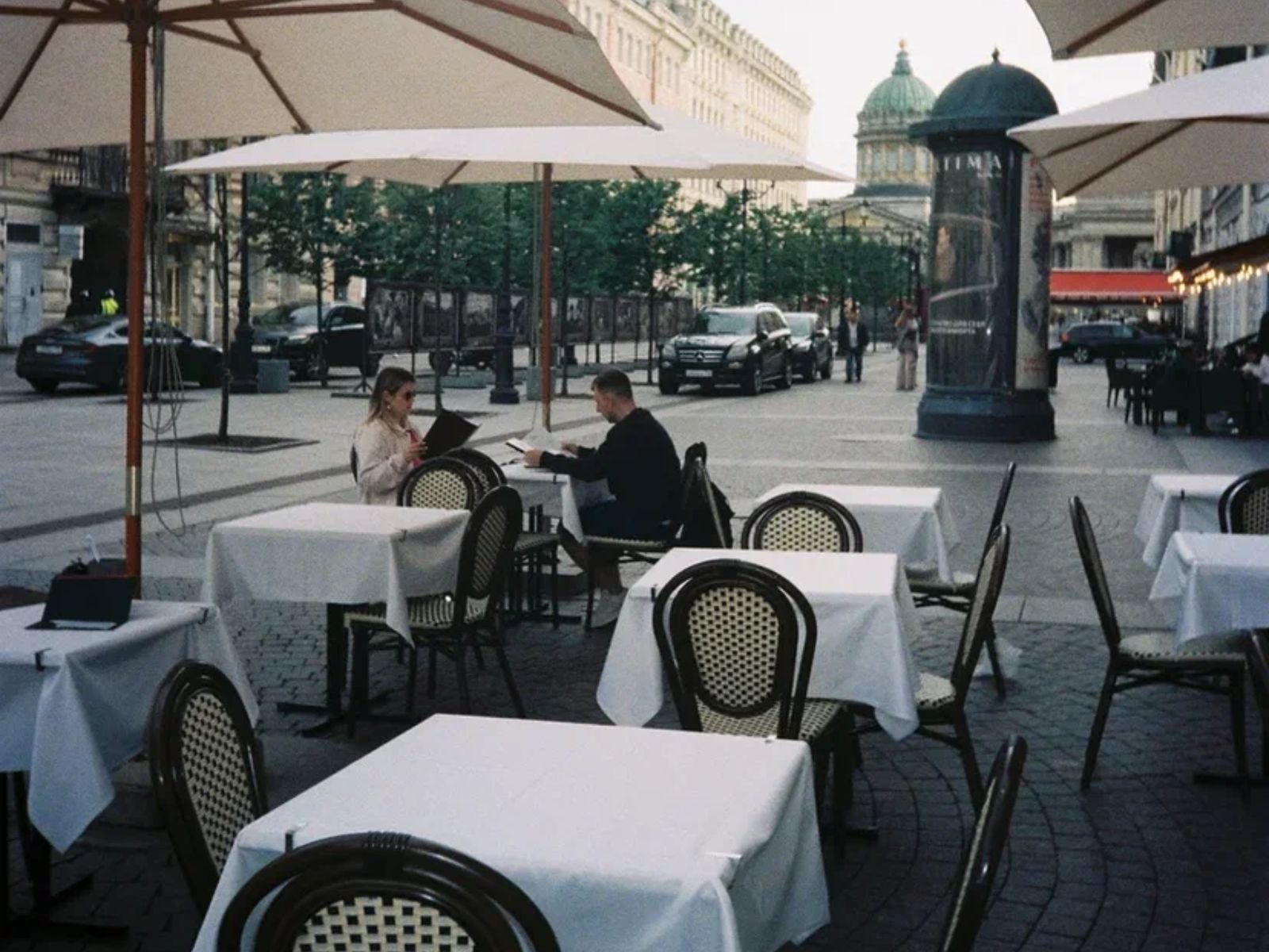 Кафе на улице