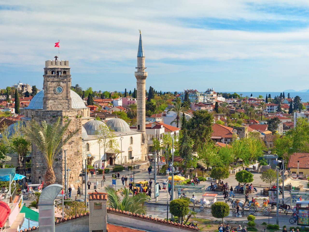 Экскурсия в Анталии: водопады Дюден, морская прогулка и Калеичи - групповая экскурсия в Анталии на автобусе длительностью 10 часов с количеством участников более 20 человек цена экскурсии 35€
