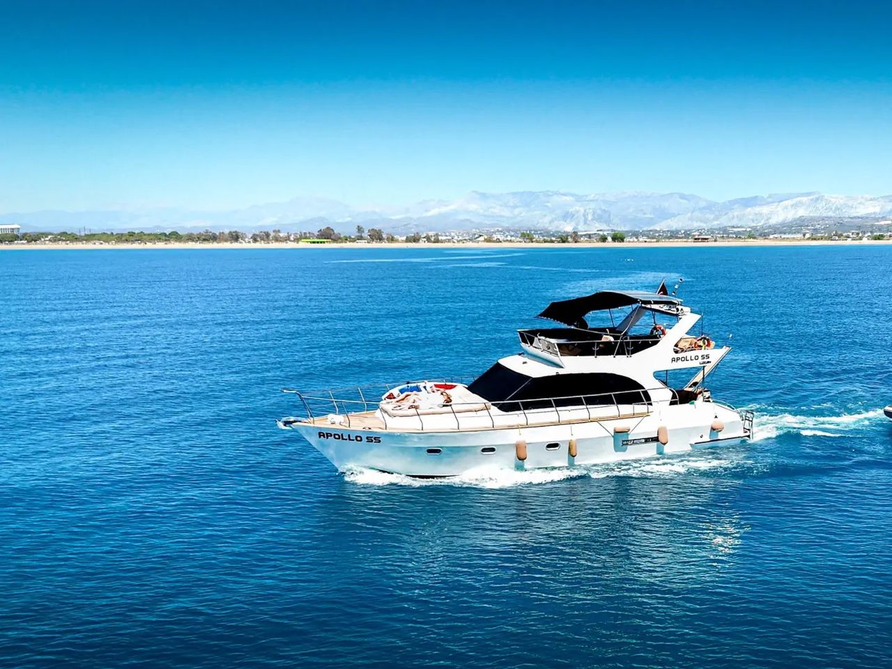 Индивидуальная аренда яхты из регионов Белек, Сиде и Алания - индивидуальная экскурсия в Белеке длительностью 6 часов с количеством участников до 20 человек со скидкой 15% еще 33 часа цена экскурсии 833€