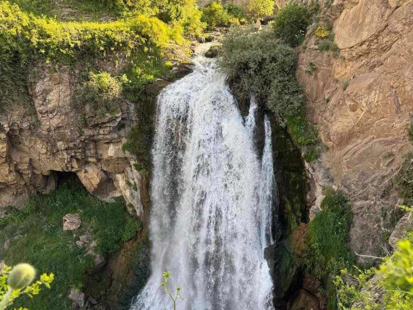 Водопад Трчкан - один из самых высоких и мощных в Армении