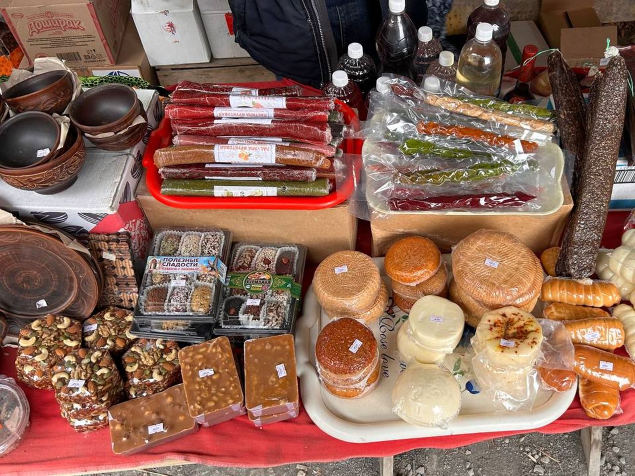 Групповая обзорная экскурсия по Старому городу Тбилиси - групповая экскурсия в Тбилиси пешком длительностью 3.5 часа с количеством участников до 16 человек цена экскурсии 42€