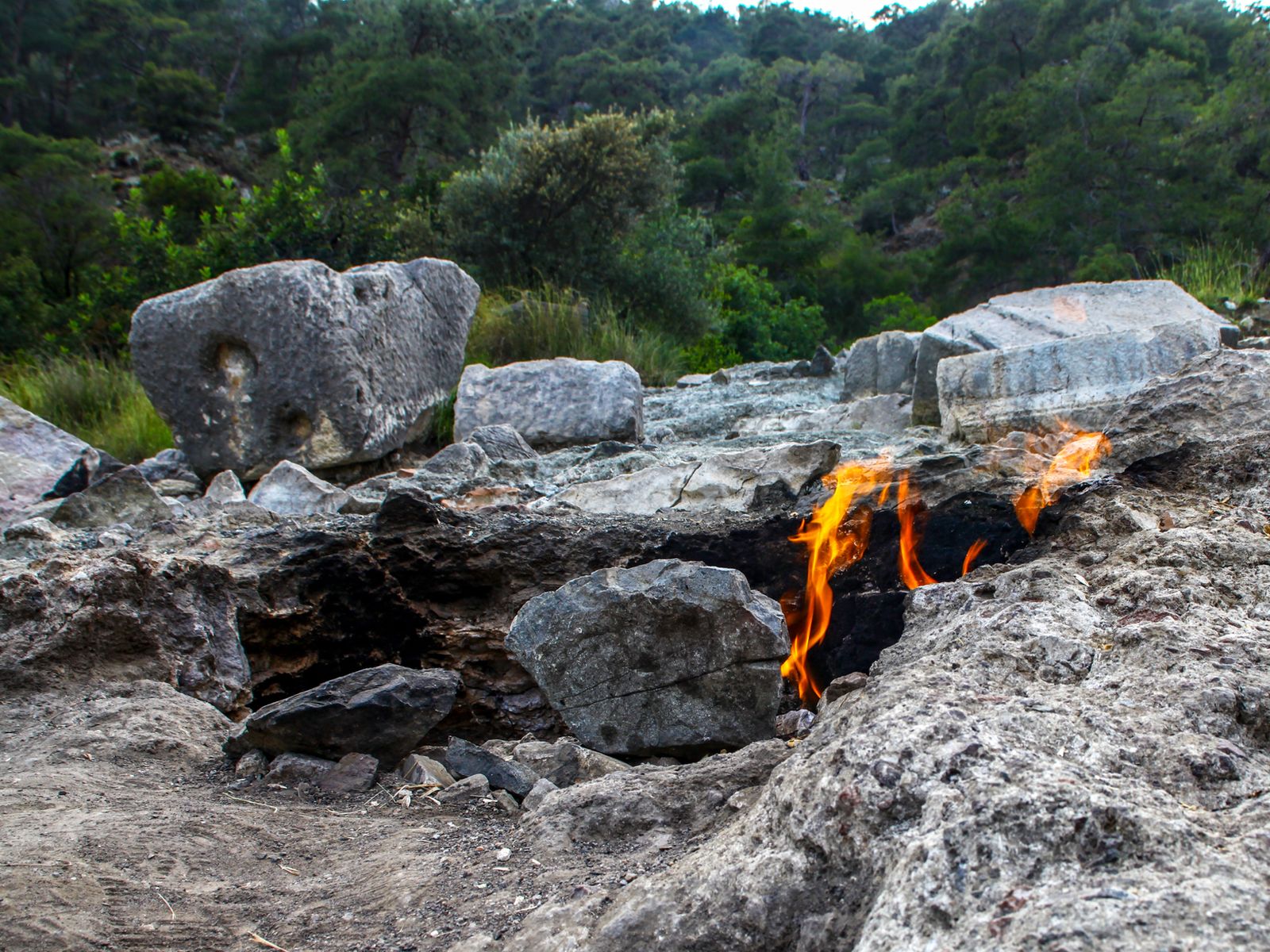 Гора Янарташ