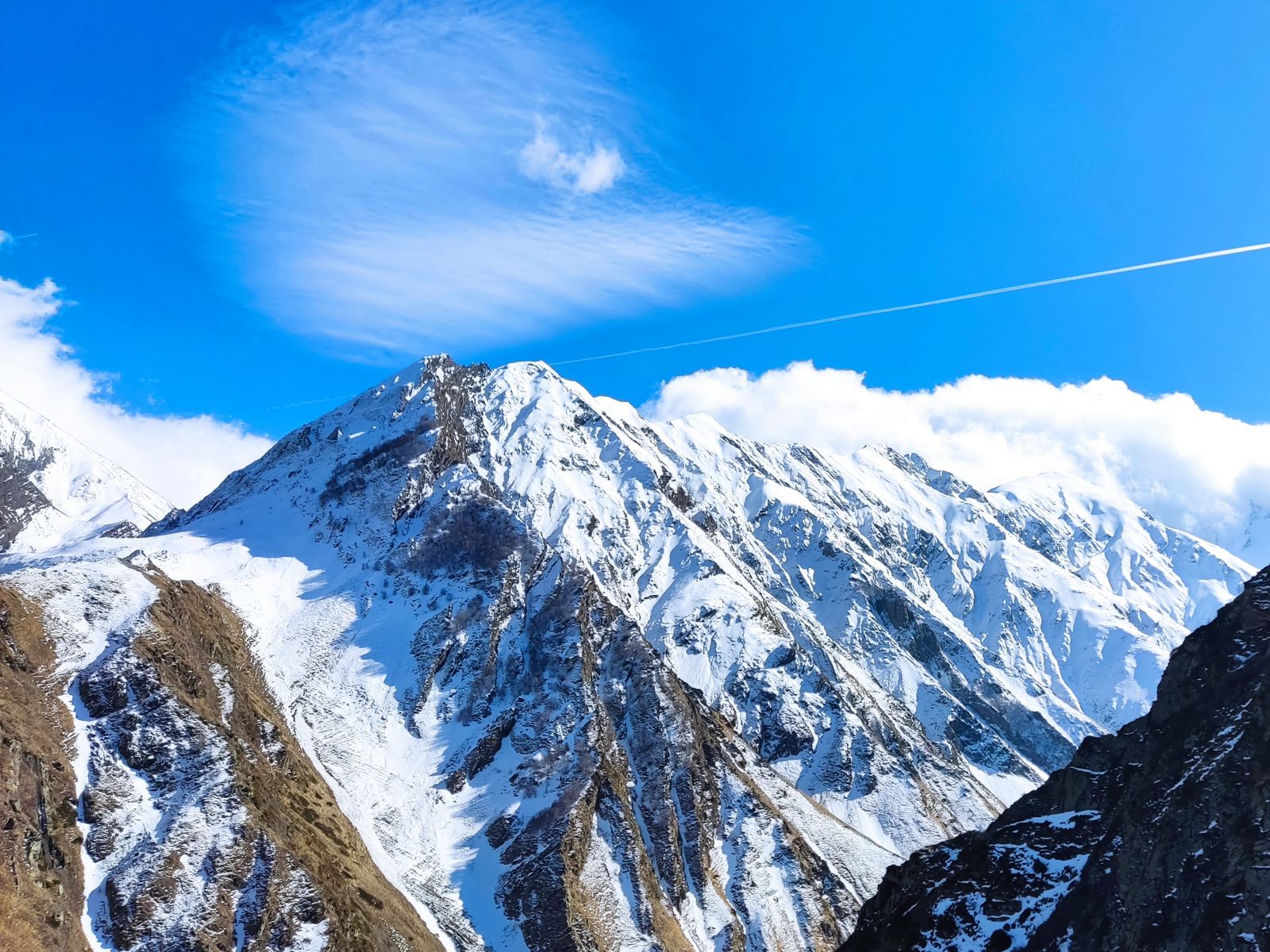 Фото сделано со двора гостевого домика в ауле Гдым