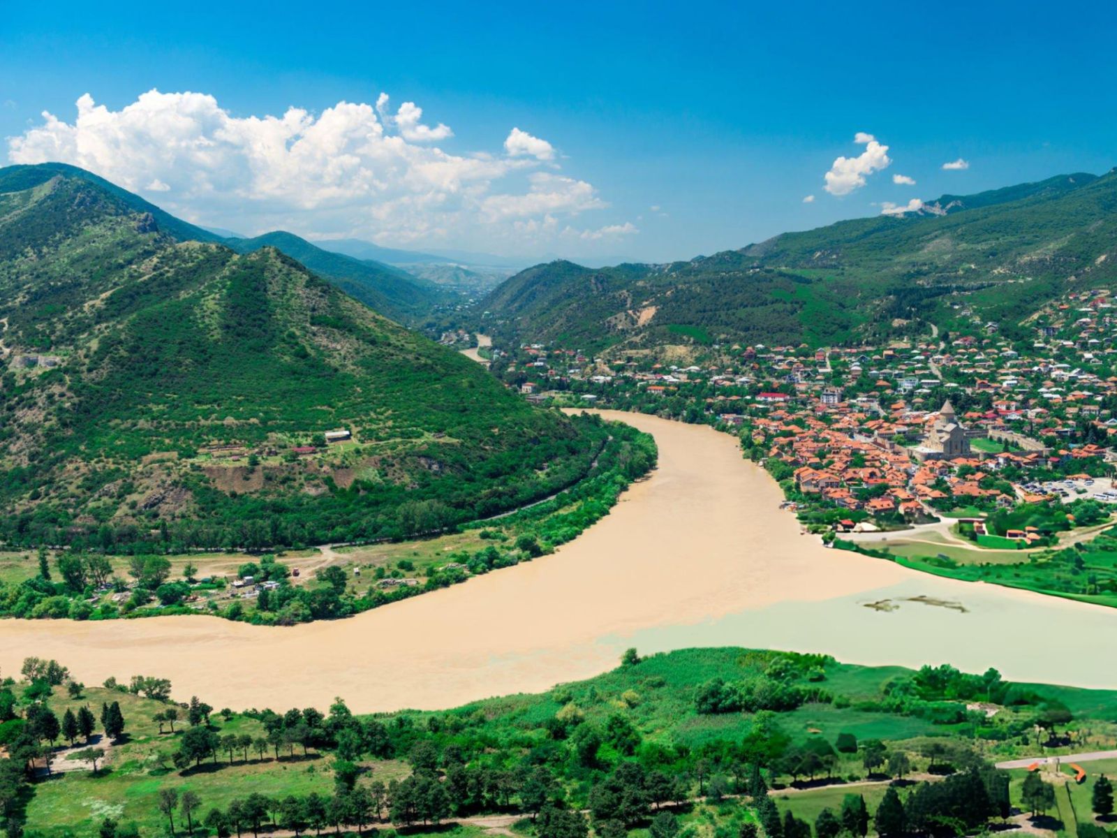 Слияние рек