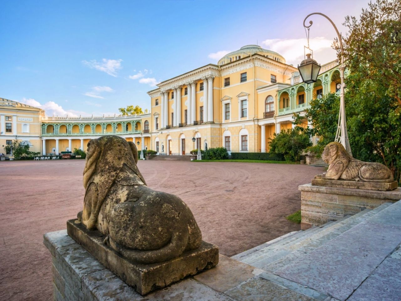 Групповая экскурсия из Санкт-Петербурга в Пушкин и Павловск - групповая экскурсия в Санкт-Петербурге на автобусе длительностью 6 часов с количеством участников более 20 человек цена экскурсии 6300₽