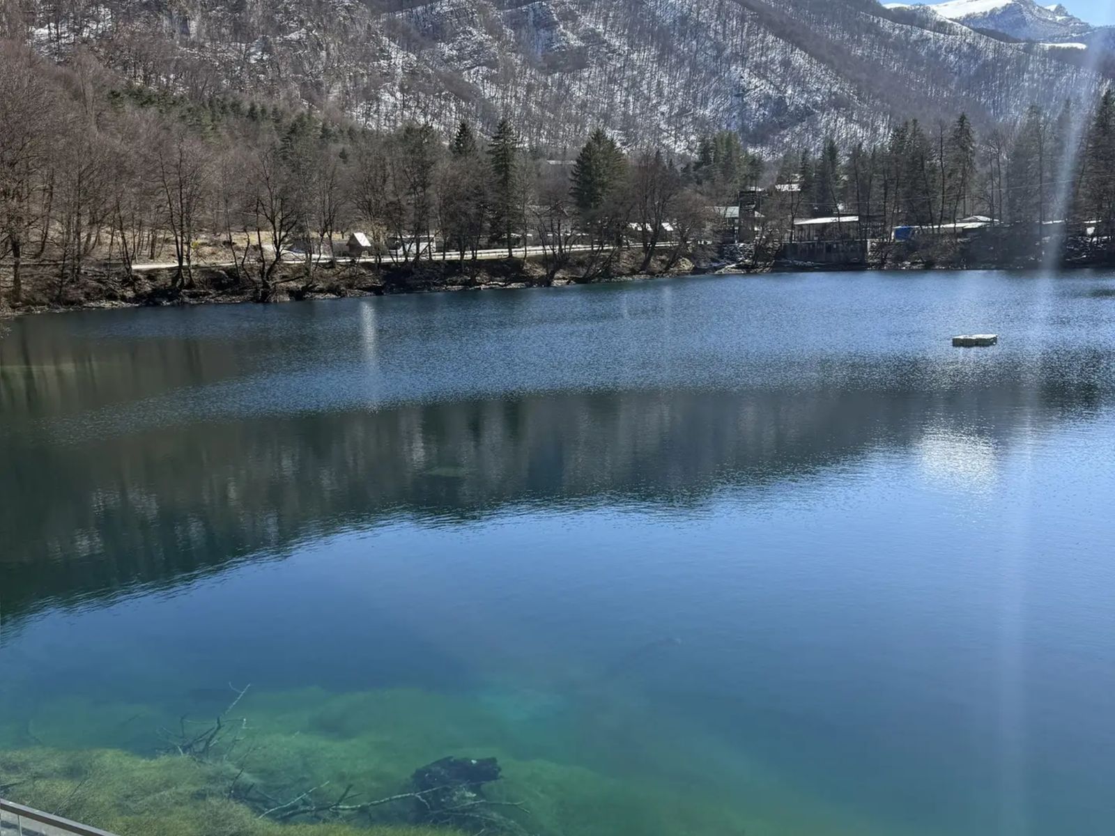 Голубый озера