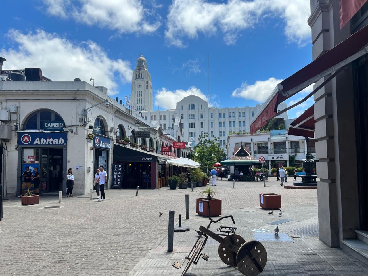 Обзорная экскурсия по Монтевидео, Пириаполису и Пунта-дель-Эсте - индивидуальная экскурсия в Монтевидео на машине гида длительностью 10 часов с количеством участников до 4 человек цена экскурсии 630$