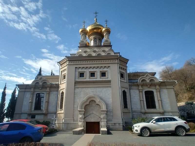 Храм Архангела Михаила 