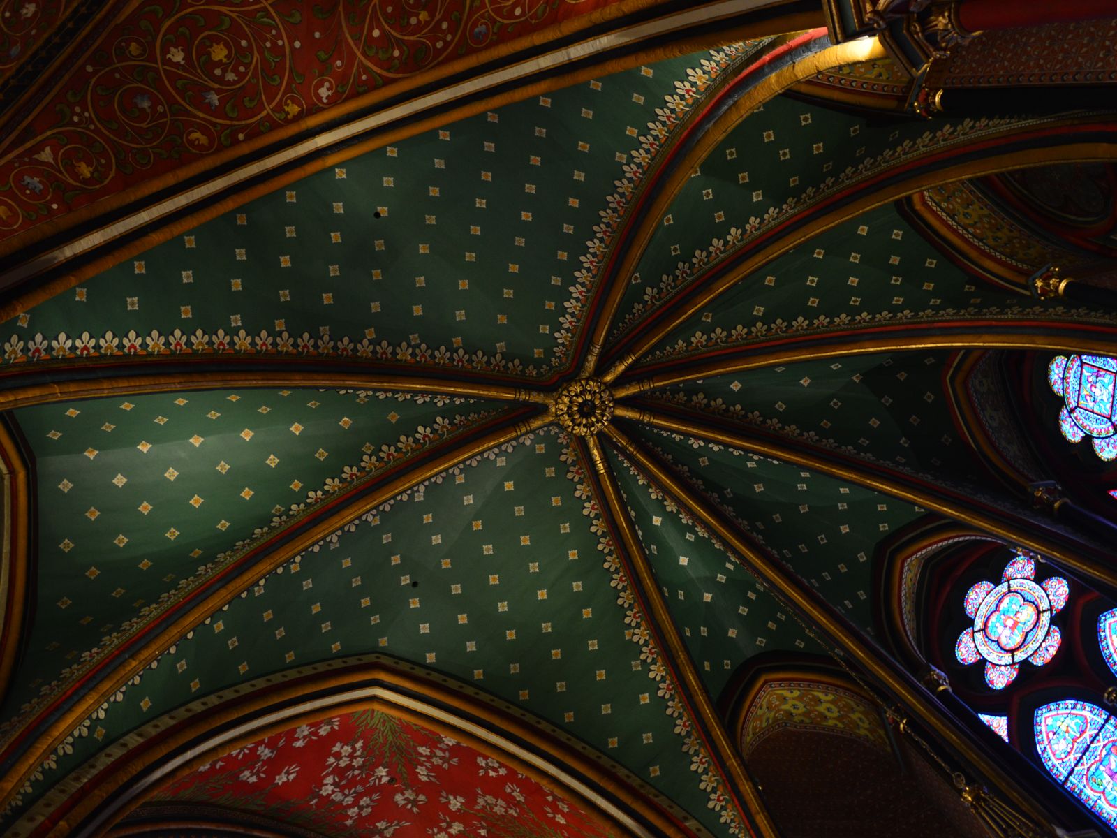 Интерьер собора Сент-Мари