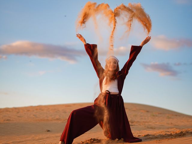 Фототур из Астрахани на бархан «Большой брат» и солёное озеро