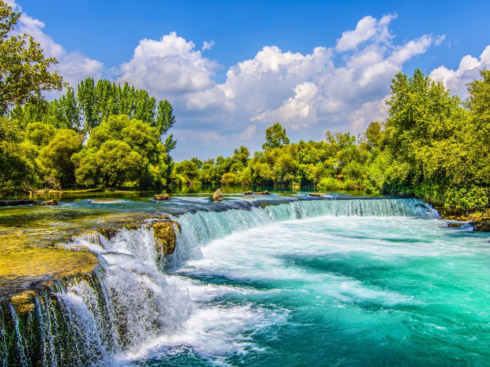 Панорама со смотровой площадки водопада Манавгат