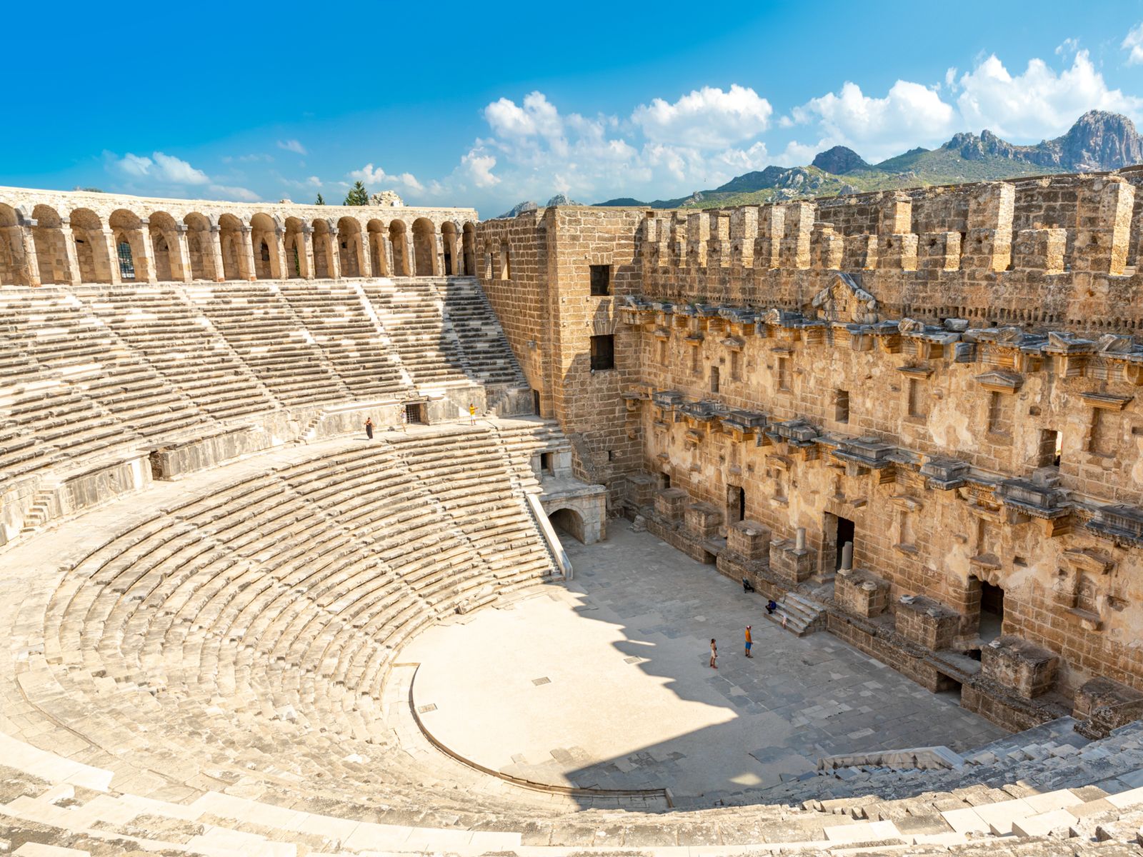 Сцена в театре Аспендос 