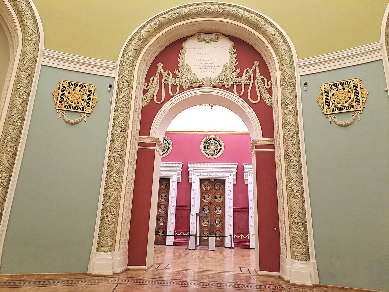 Убранство павильона