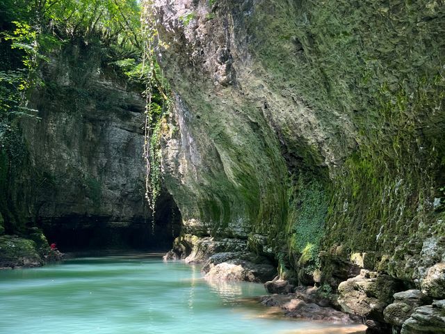 Экскурсия из Батуми в Мартвильский каньон и на серные источники