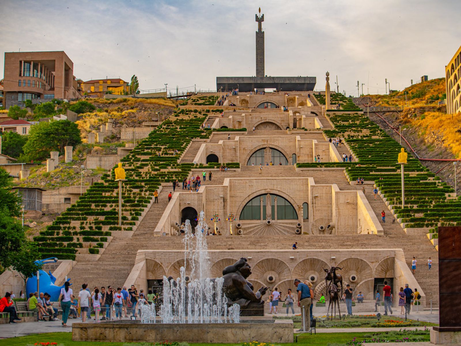 Каскад в самом сердце Еревана