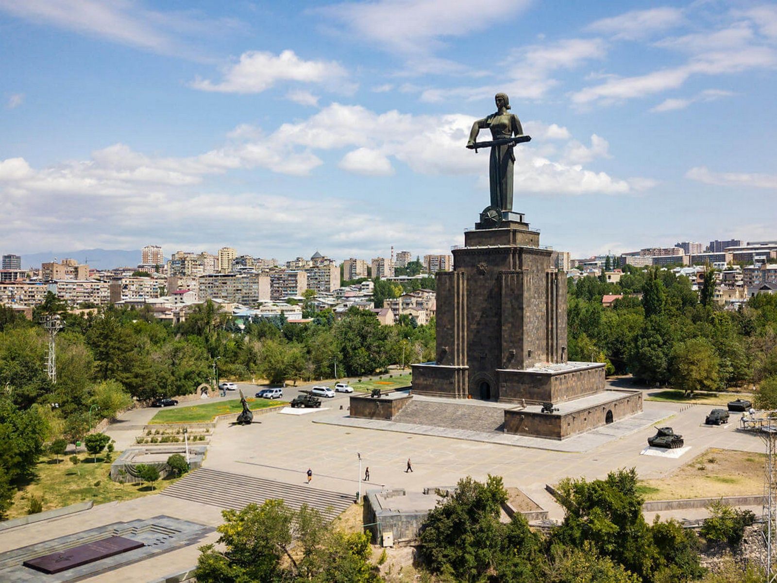 Мать Армении