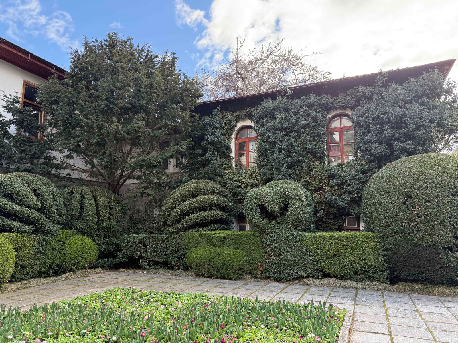 Уголки Никитского сада