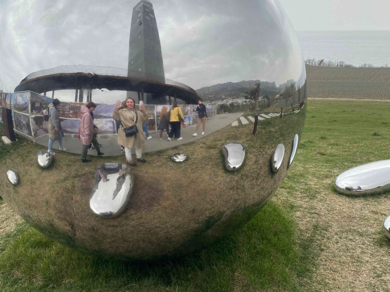 Арт-объекты Мрии