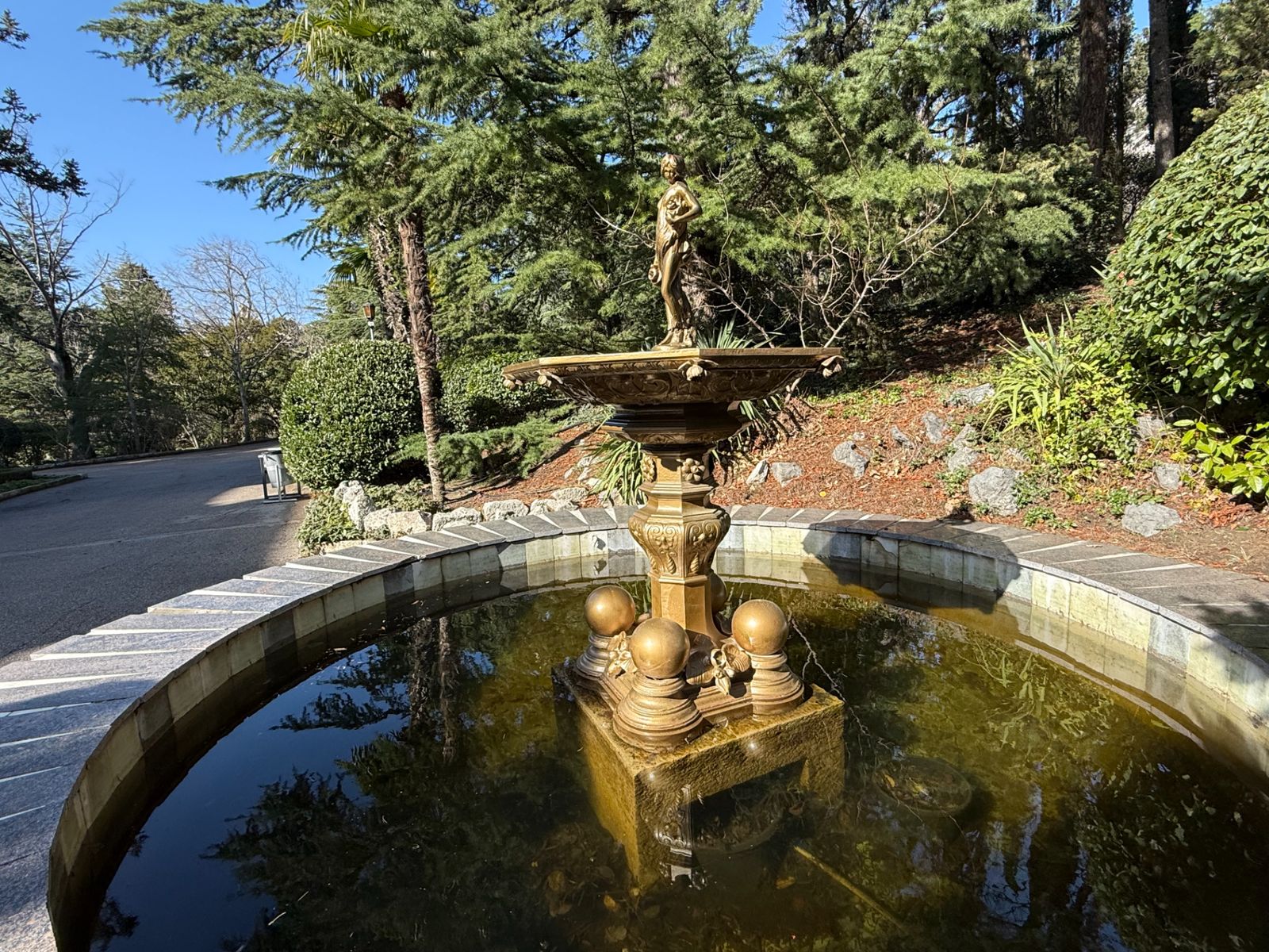 Парк имения Кузнецова