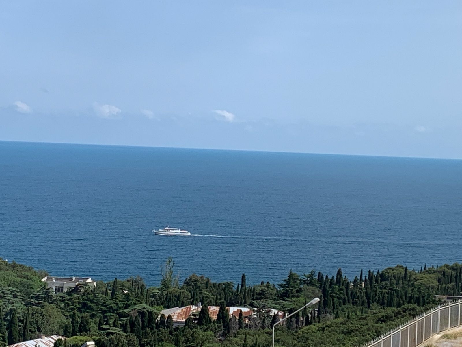 Морские прогулки на теплоходе