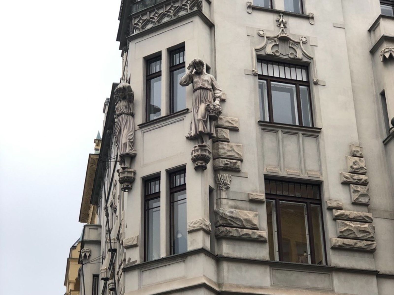 Архитектура домов на Парижской