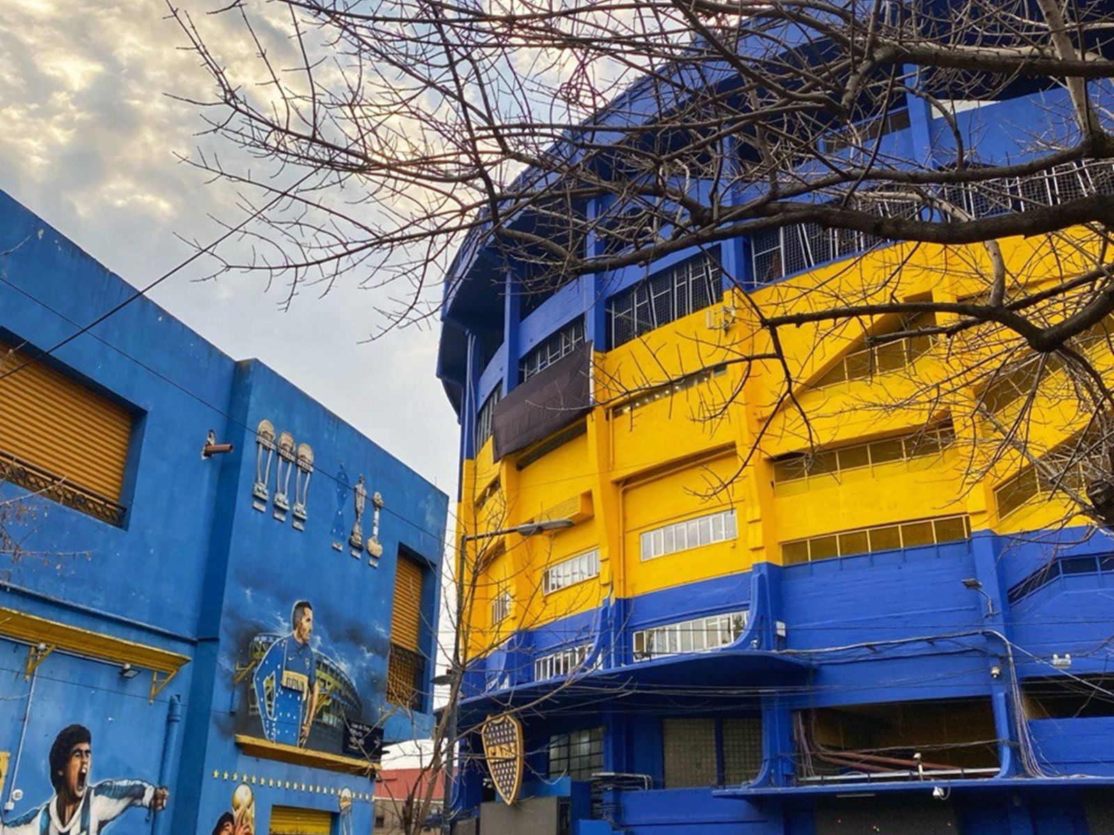 Стадион Бомбонера