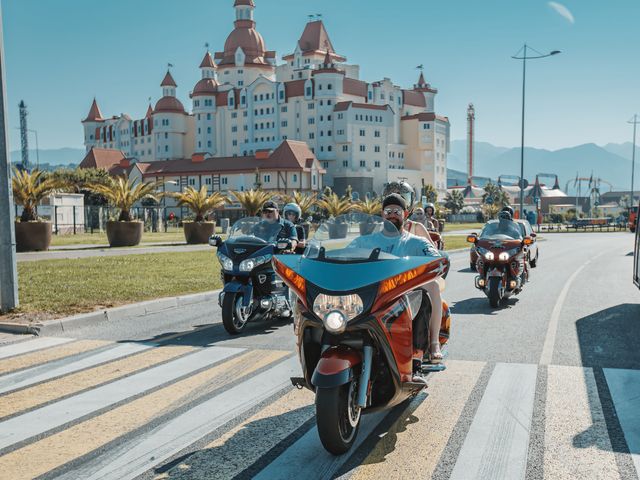 Обзорная мотопрогулка из Адлера по Сириусу – Олимпийский парк