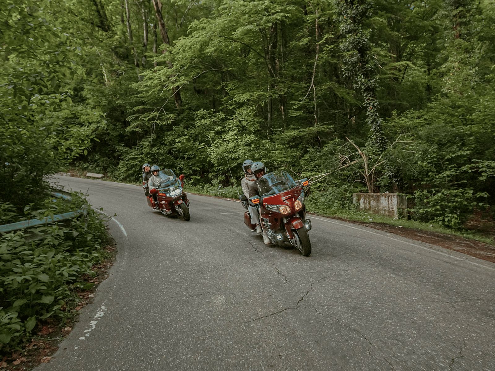 Крутые виражи