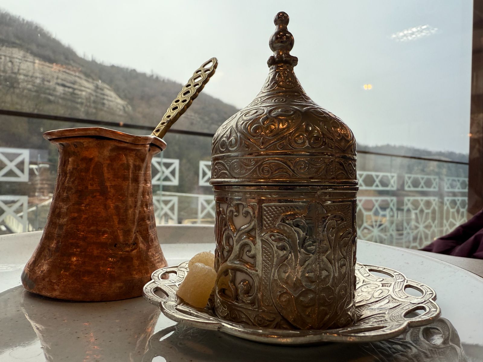 Кофе в восточном кафе