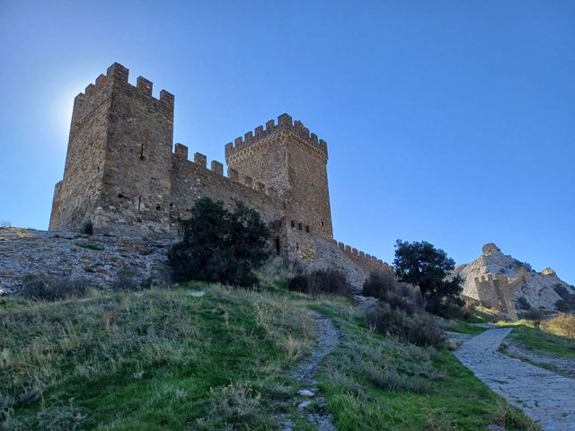 Групповая экскурсия в Судак и Новый Свет: по следам итальянцев