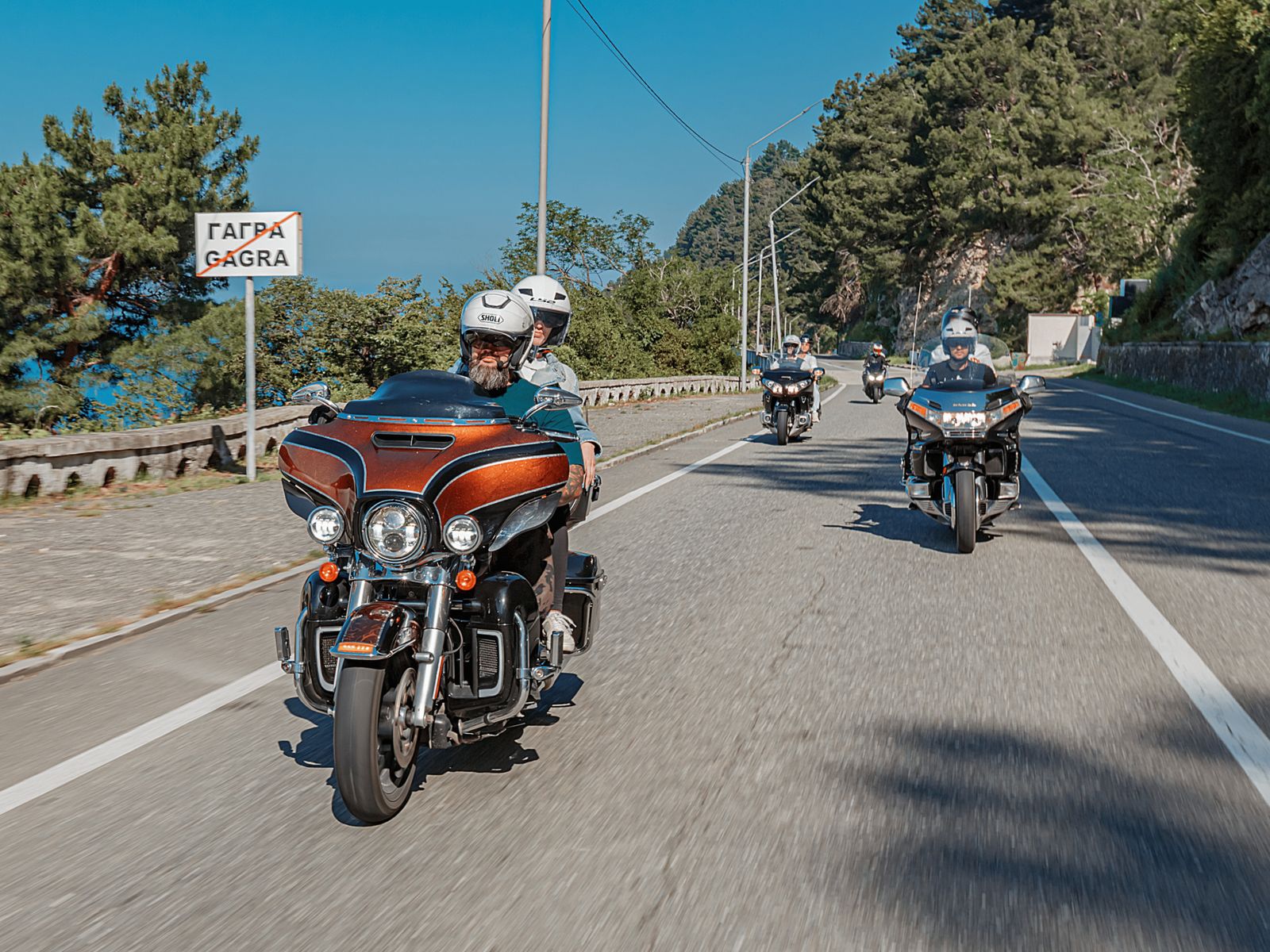 Вдоль побережья