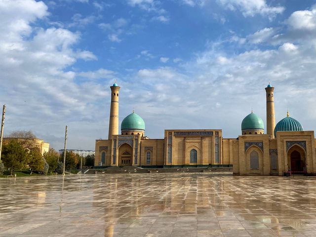 Обзорная автопешеходная экскурсия по Ташкенту без фильтров