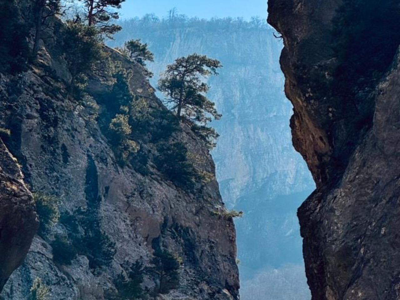 Экскурсия в Северную Осетию из Кисловодска в мини-группе - групповая экскурсия в Кисловодске на машине гида длительностью 12 часов с количеством участников до 8 человек со скидкой 15% цена экскурсии 5525₽