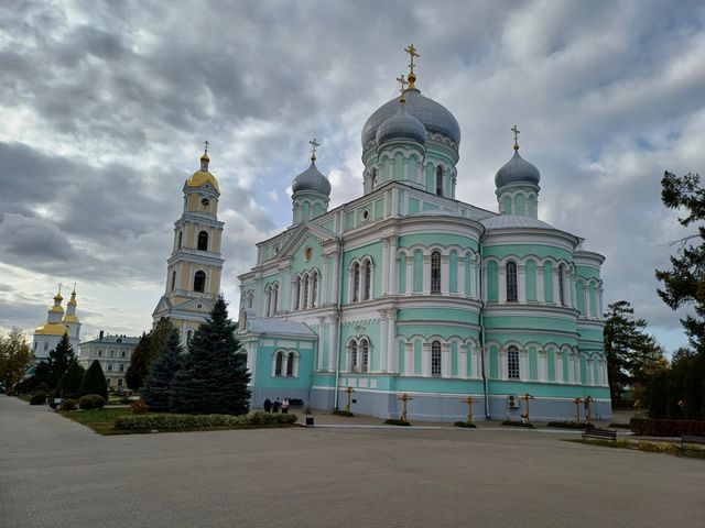 Экскурсия на машине гида к Серафиму Саровскому через Арзамас
