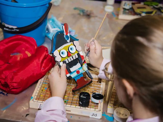 Экскурсия и мастер-класс на фабрике деревянных игрушек Алатойс