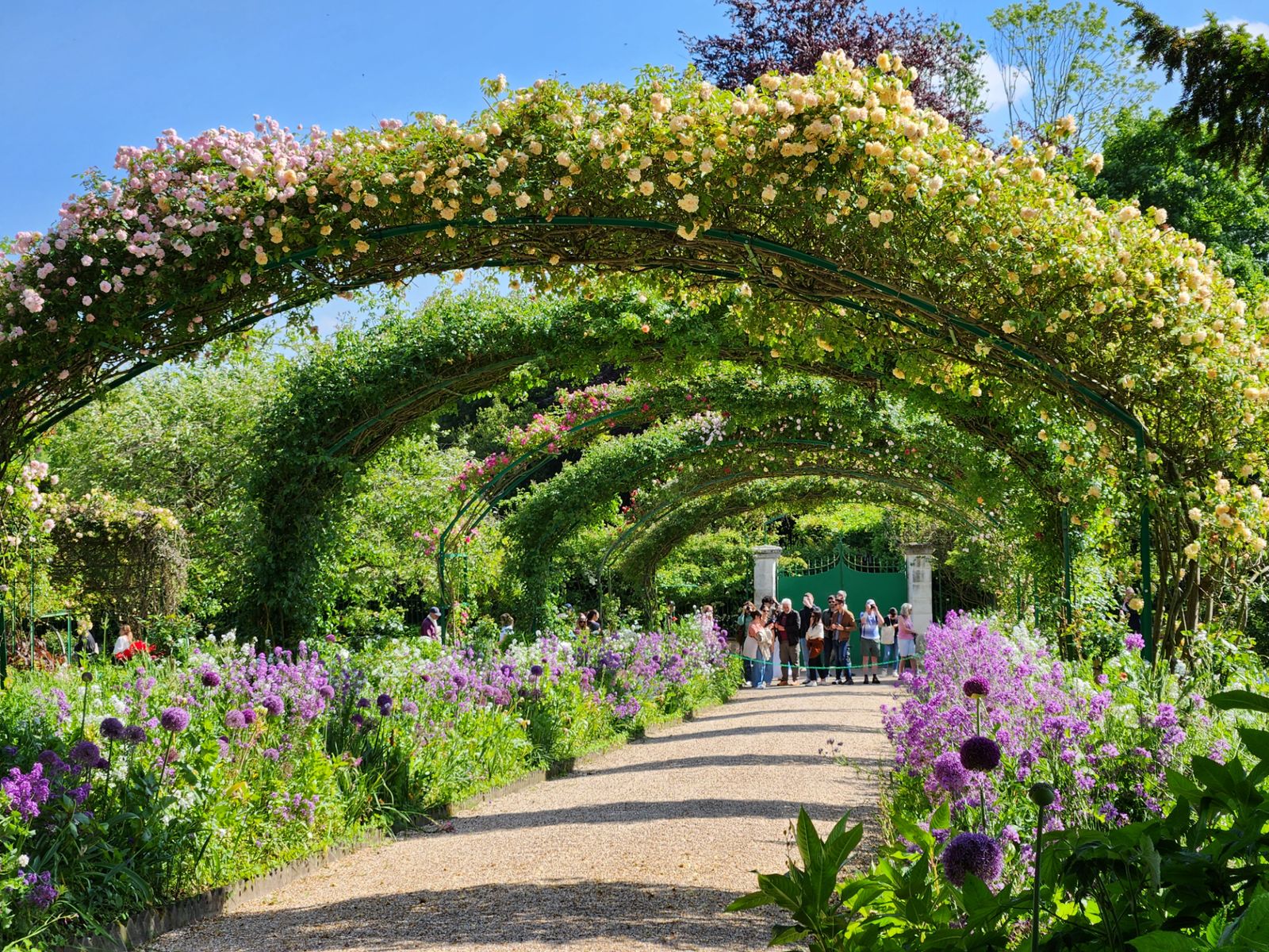Путь к особняку