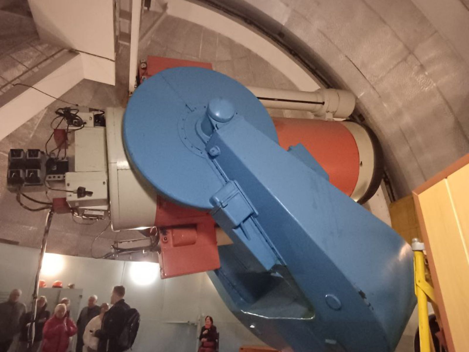 Телескопы в обсерватории