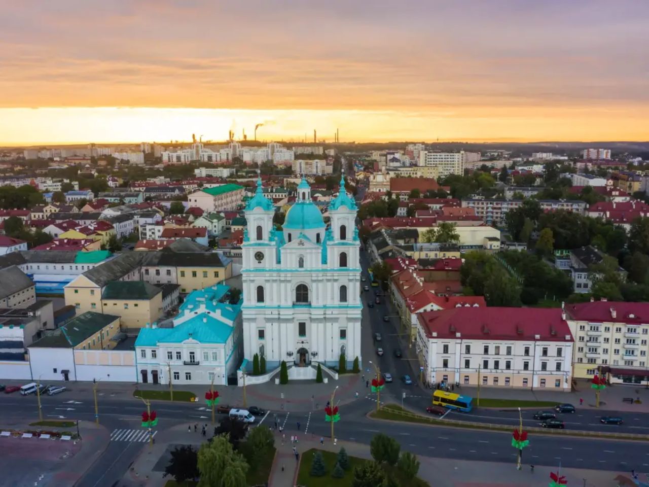 Индивидуальная обзорная экскурсия в Гродно + Августовский канал - индивидуальная экскурсия в Гродно на машине гида длительностью 7 часов с количеством участников до 3 человек цена экскурсии 68000₽