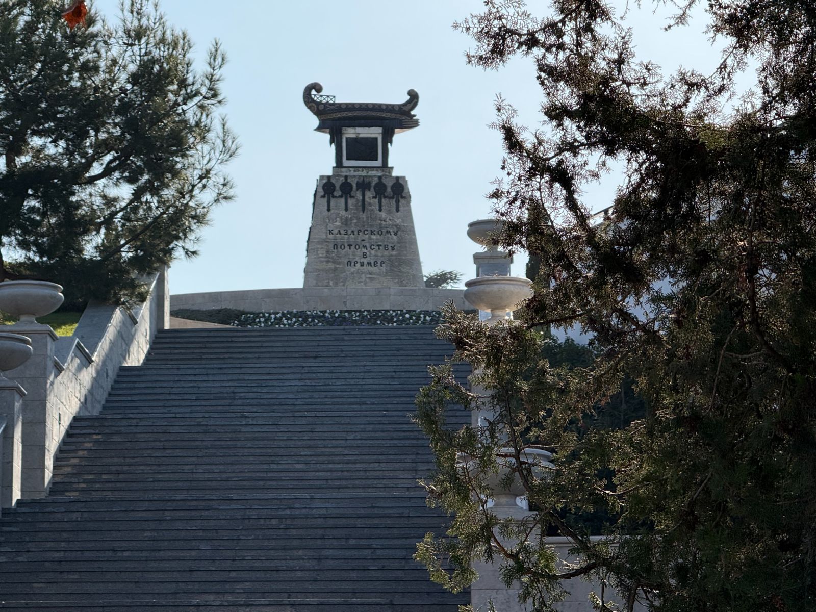 Памятник Казарскому (бригу Меркурий)