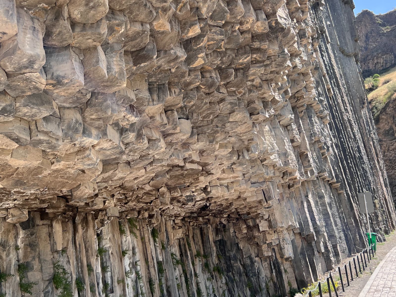 Симфония камней