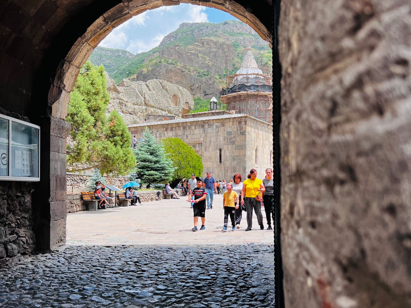 В монастыре