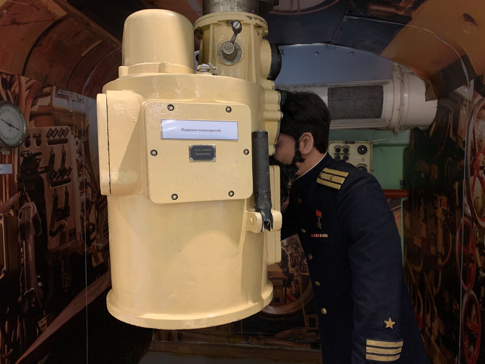 На перископной глубине