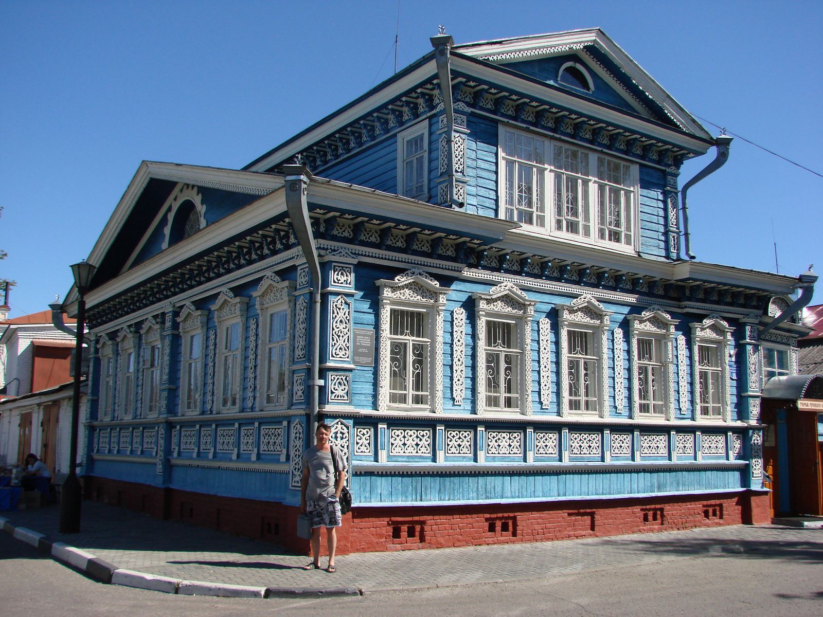 "Терем русского самовара" расположен в особняке хозяина завода по производству валяной обуви Красавина