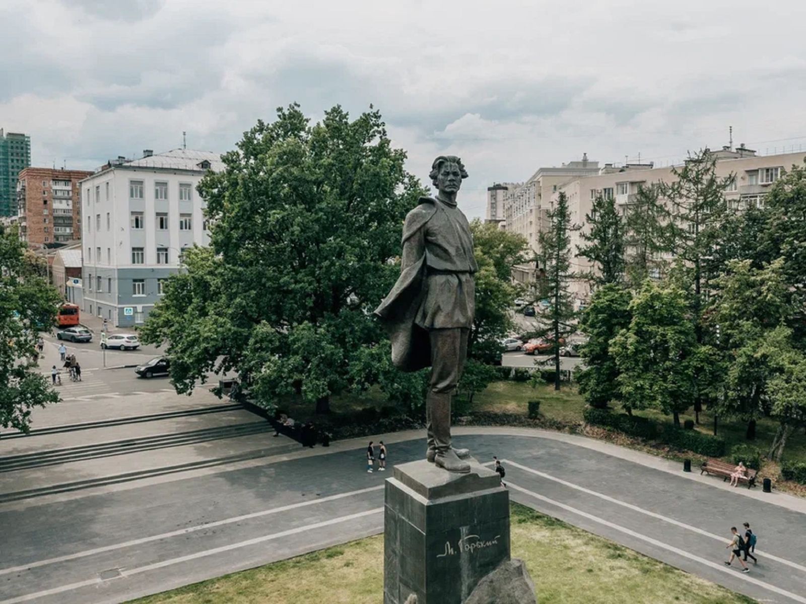 Памятник М. Горькому