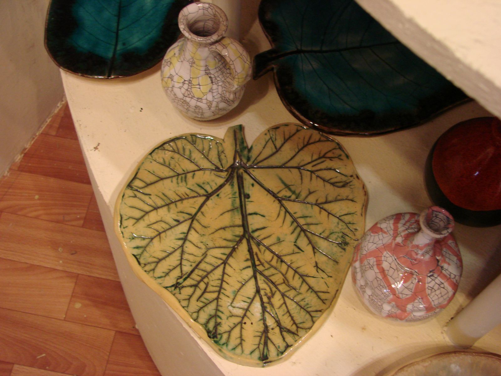 Тарелка-лист