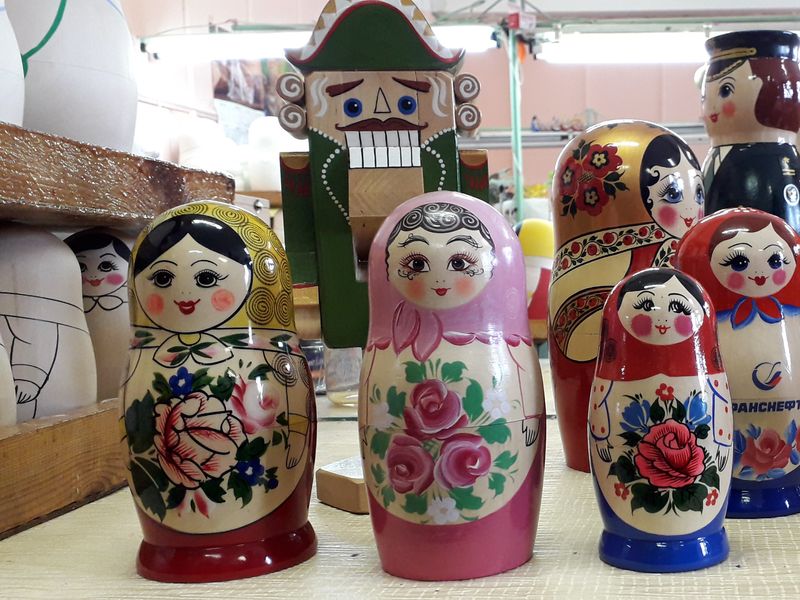 Продукция фабрики "Хохломская роспись"