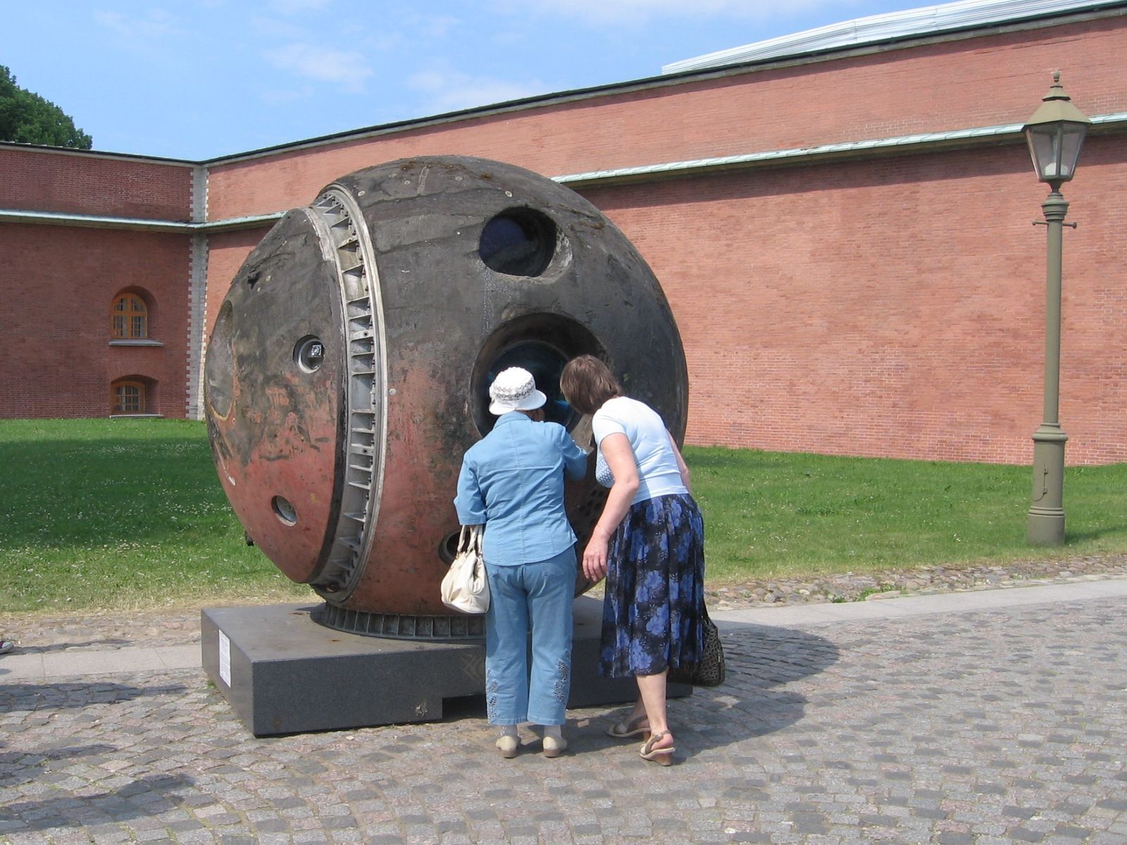Музей космонавтики имени В.П. Глушко не входит в программу экскурсии, но его можно посетить самостоятельно 