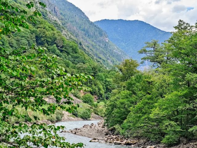 Экскурсия из Сухума: Долина семи озёр и альпийские луга Абхазии
