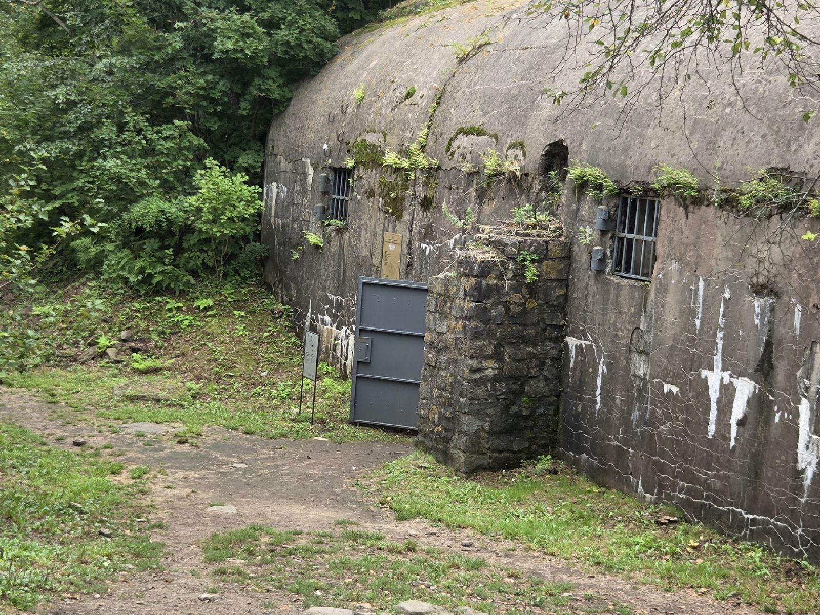 Объект части форта – павильон артезианской скважины 